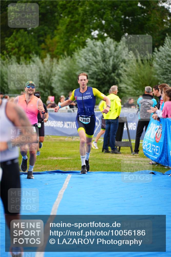 30.08.2026 - Elbe Triathlon Hamburg LAZAROV Photography http://msf.ph/oto/10056186 30.08.2026 11:08:40 Ziel 419, 590, 655, 1260 meine-sportfotos.de