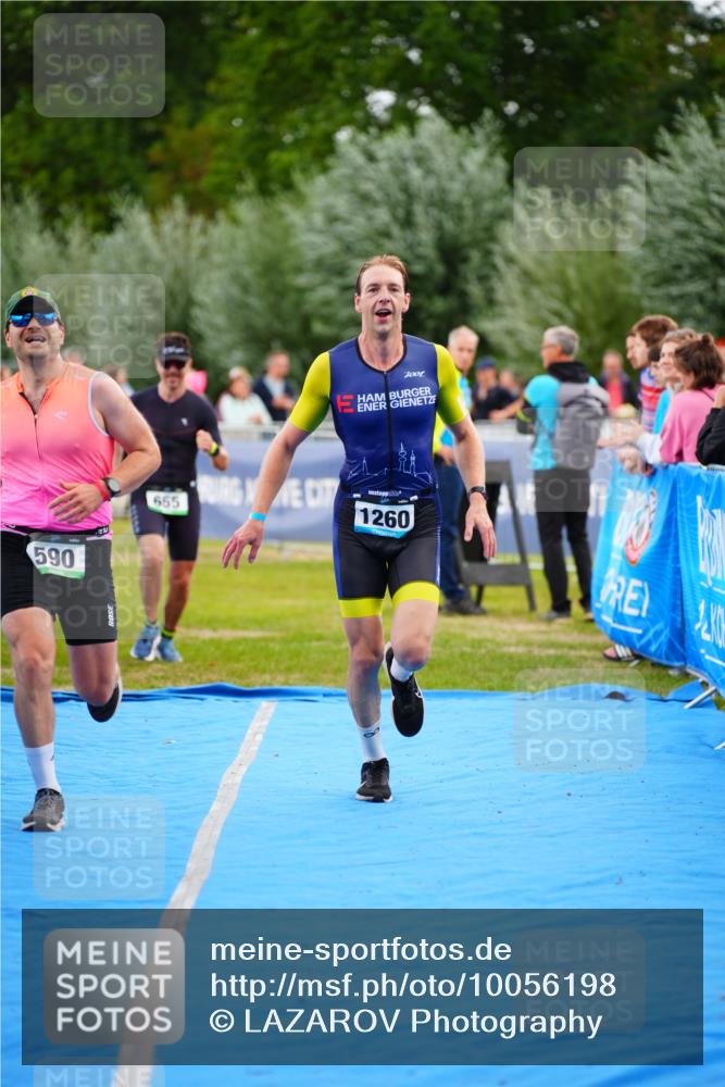 30.08.2026 - Elbe Triathlon Hamburg LAZAROV Photography http://msf.ph/oto/10056198 30.08.2026 11:08:41 Ziel 419, 590, 655, 1260 meine-sportfotos.de