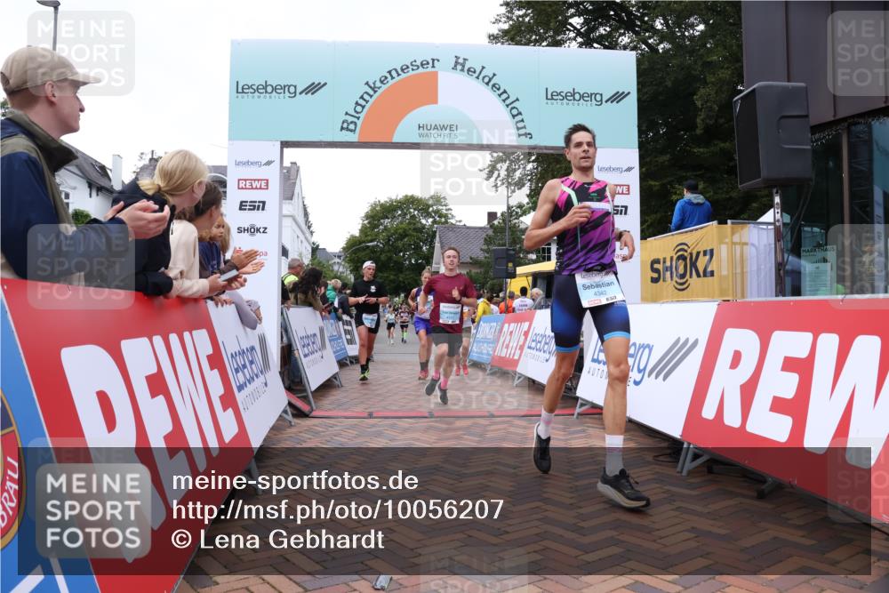 30.08.2026 - Blankeneser Heldenlauf Lena Gebhardt http://msf.ph/oto/10056207 30.08.2026 12:10:52 Ziel 2051, 4127, 4137, 4342, 4367 meine-sportfotos.de