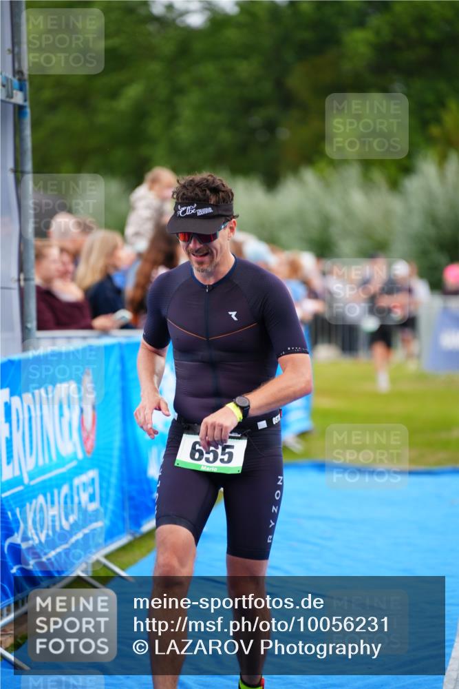 30.08.2026 - Elbe Triathlon Hamburg LAZAROV Photography http://msf.ph/oto/10056231 30.08.2026 11:08:46 Ziel 555, 590, 655, 1260 meine-sportfotos.de
