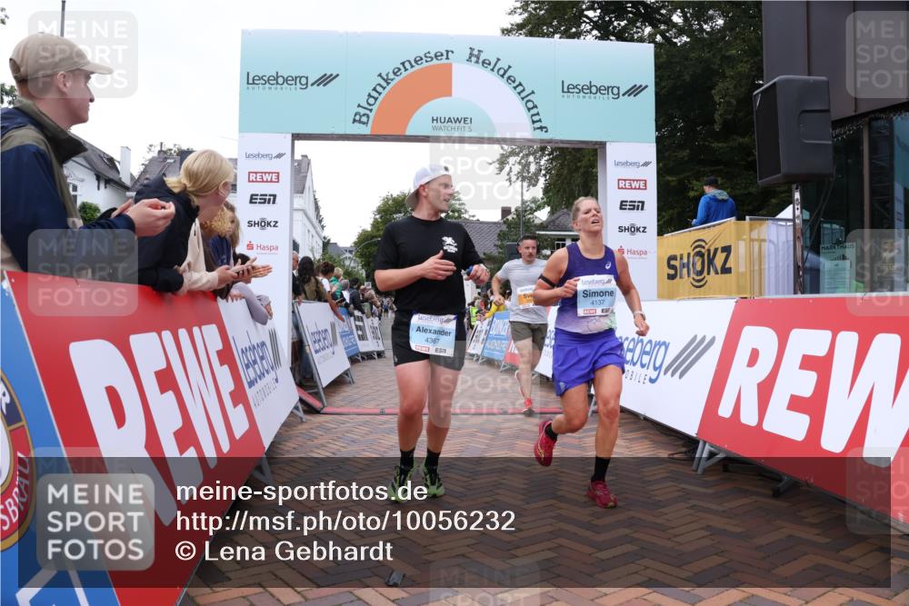 30.08.2026 - Blankeneser Heldenlauf Lena Gebhardt http://msf.ph/oto/10056232 30.08.2026 12:10:54 Ziel 2051, 4127, 4137, 4342, 4367 meine-sportfotos.de