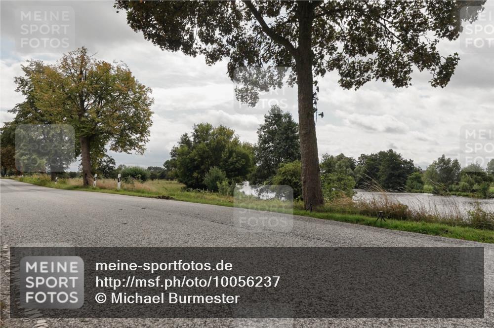 30.08.2026 - Elbe Triathlon Hamburg Michael Burmester http://msf.ph/oto/10056237 30.08.2026 13:03:01 Radfahren  meine-sportfotos.de