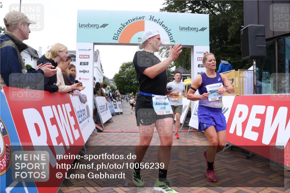 30.08.2026 - Blankeneser Heldenlauf Lena Gebhardt http://msf.ph/oto/10056239 30.08.2026 12:10:55 Ziel 2051, 4127, 4137, 4202, 4342, 4367 meine-sportfotos.de