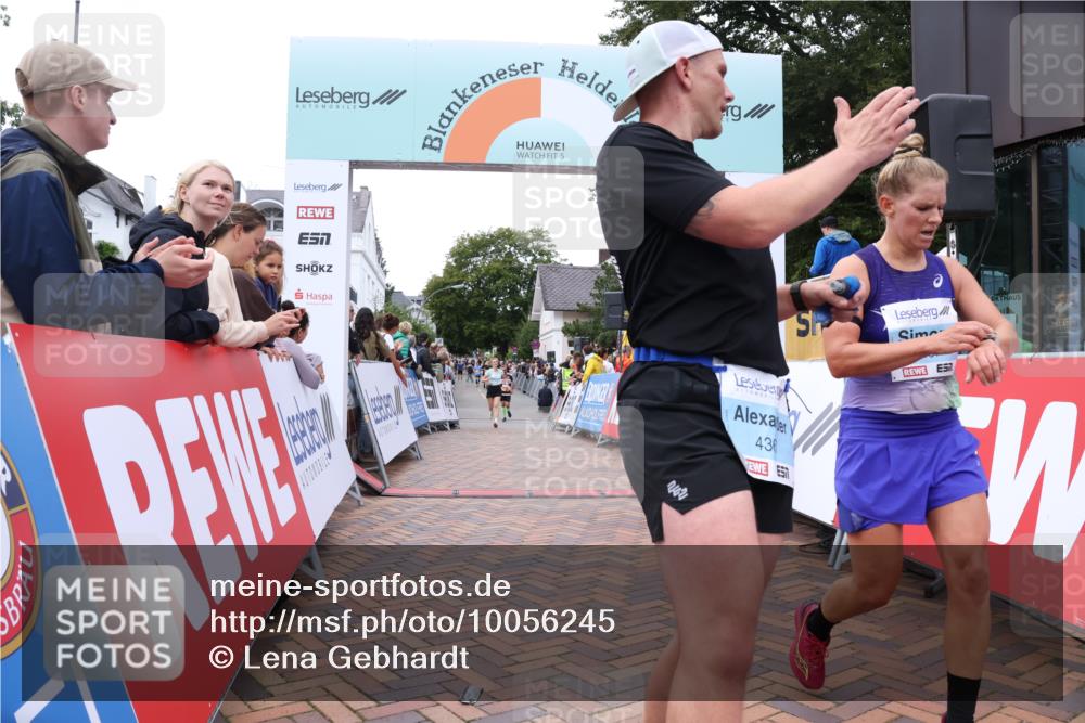 30.08.2026 - Blankeneser Heldenlauf Lena Gebhardt http://msf.ph/oto/10056245 30.08.2026 12:10:55 Ziel 2051, 4127, 4137, 4202, 4342, 4367 meine-sportfotos.de