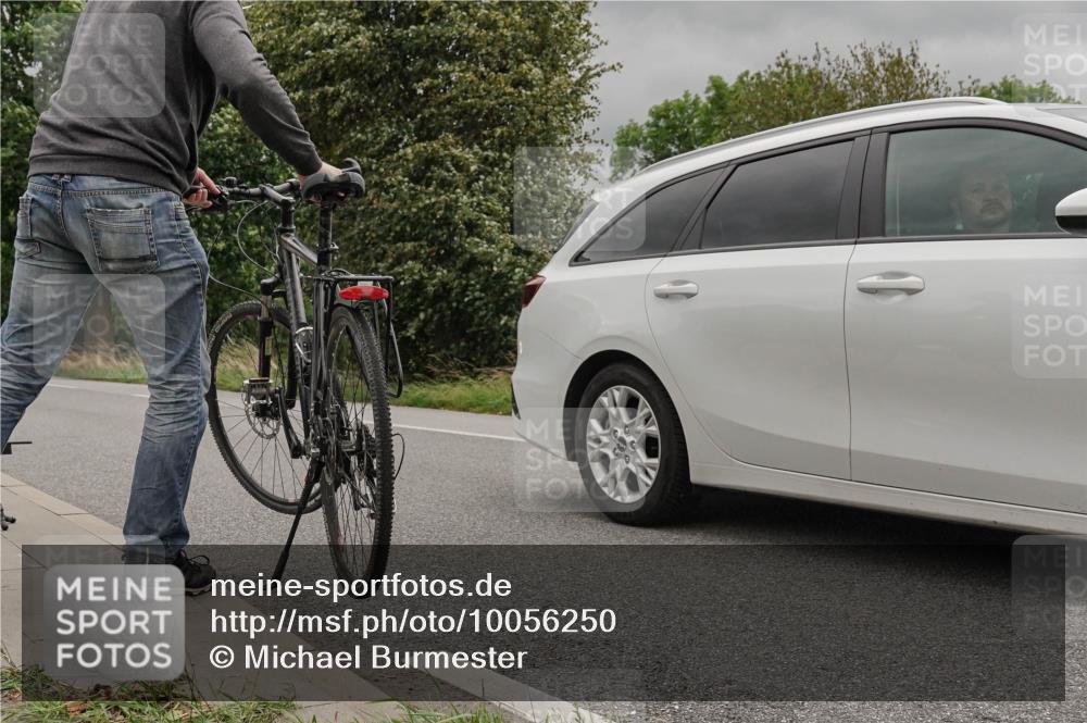 30.08.2026 - Elbe Triathlon Hamburg Michael Burmester http://msf.ph/oto/10056250 30.08.2026 13:35:35 Radfahren  meine-sportfotos.de