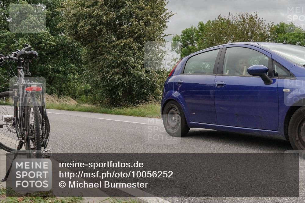 30.08.2026 - Elbe Triathlon Hamburg Michael Burmester http://msf.ph/oto/10056252 30.08.2026 13:35:40 Radfahren  meine-sportfotos.de