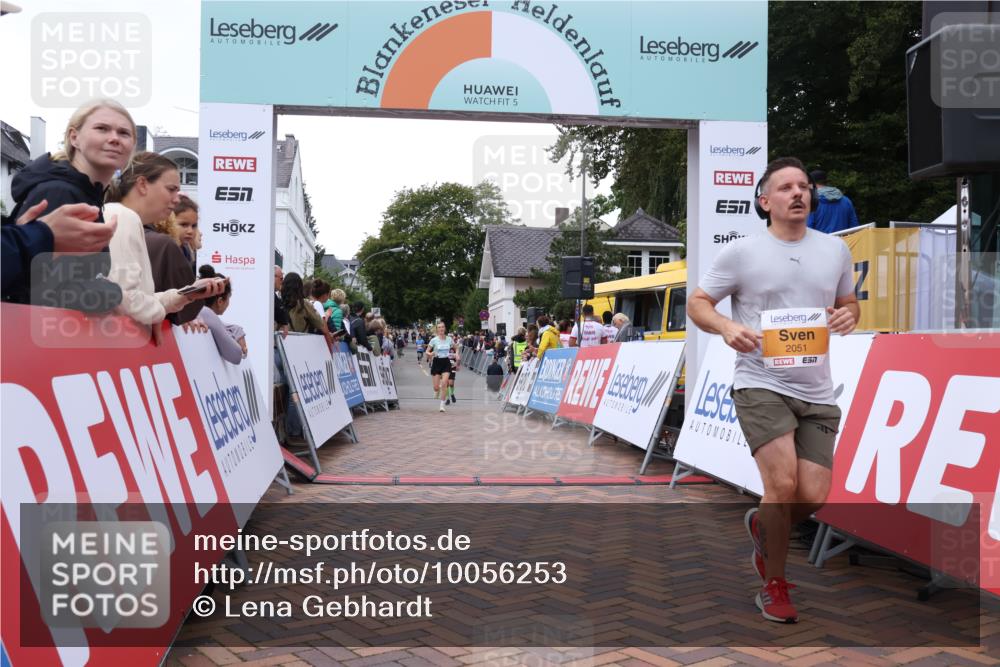 30.08.2026 - Blankeneser Heldenlauf Lena Gebhardt http://msf.ph/oto/10056253 30.08.2026 12:10:56 Ziel 2051, 4127, 4137, 4202, 4342, 4367 meine-sportfotos.de