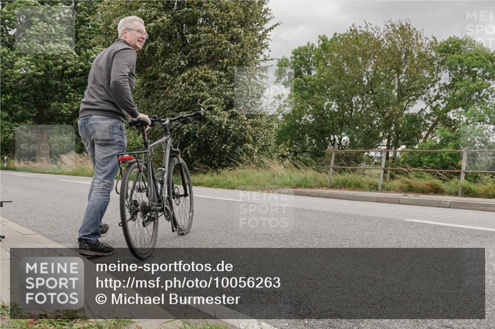 30.08.2026 - Elbe Triathlon Hamburg Michael Burmester http://msf.ph/oto/10056263 30.08.2026 13:37:58 Radfahren  meine-sportfotos.de
