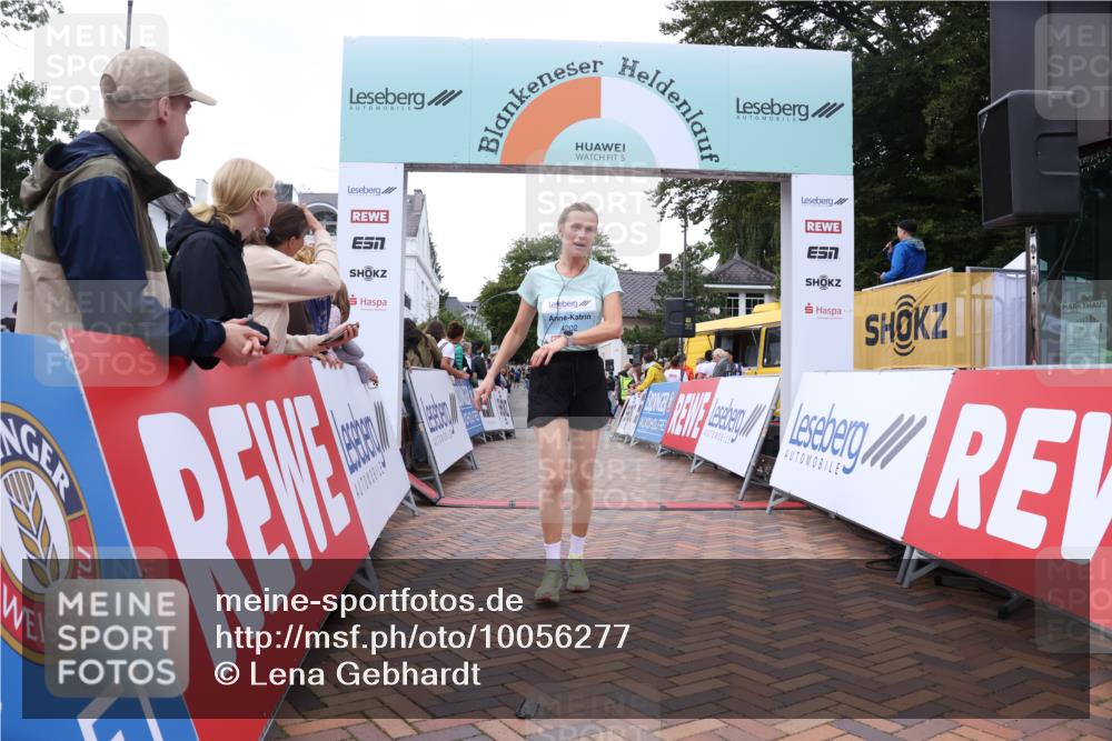 30.08.2026 - Blankeneser Heldenlauf Lena Gebhardt http://msf.ph/oto/10056277 30.08.2026 12:11:00 Ziel 2045, 2051, 4127, 4137, 4202, 4367 meine-sportfotos.de