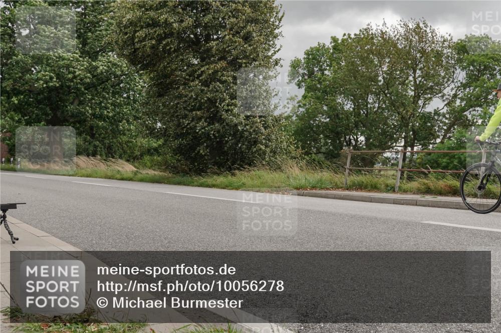 30.08.2026 - Elbe Triathlon Hamburg Michael Burmester http://msf.ph/oto/10056278 30.08.2026 13:39:44 Radfahren  meine-sportfotos.de