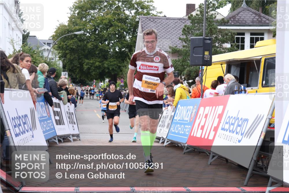 30.08.2026 - Blankeneser Heldenlauf Lena Gebhardt http://msf.ph/oto/10056291 30.08.2026 12:11:03 Ziel 2045, 2393, 4202, 4309 meine-sportfotos.de