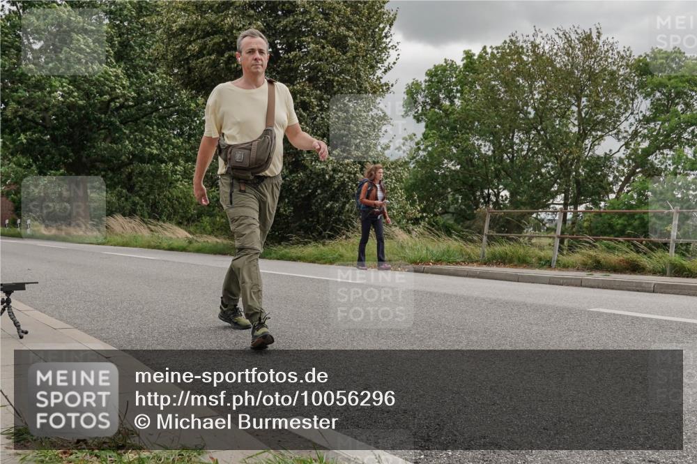 30.08.2026 - Elbe Triathlon Hamburg Michael Burmester http://msf.ph/oto/10056296 30.08.2026 13:40:20 Radfahren  meine-sportfotos.de