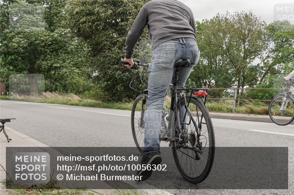 30.08.2026 - Elbe Triathlon Hamburg Michael Burmester http://msf.ph/oto/10056302 30.08.2026 13:40:52 Radfahren  meine-sportfotos.de