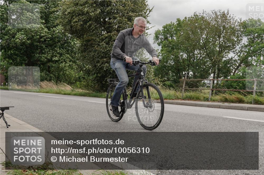 30.08.2026 - Elbe Triathlon Hamburg Michael Burmester http://msf.ph/oto/10056310 30.08.2026 13:41:24 Radfahren  meine-sportfotos.de