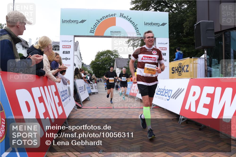 30.08.2026 - Blankeneser Heldenlauf Lena Gebhardt http://msf.ph/oto/10056311 30.08.2026 12:11:05 Ziel 2045, 2393, 4202, 4309 meine-sportfotos.de