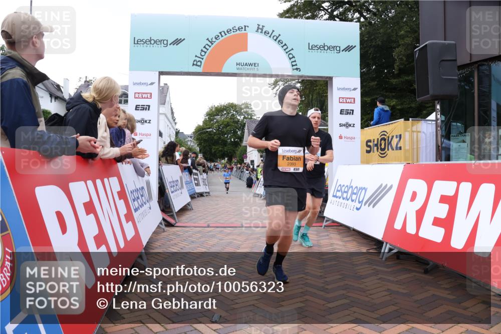 30.08.2026 - Blankeneser Heldenlauf Lena Gebhardt http://msf.ph/oto/10056323 30.08.2026 12:11:06 Ziel 2045, 2393, 4202, 4309 meine-sportfotos.de