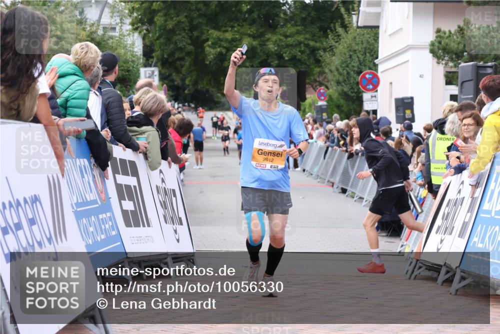 30.08.2026 - Blankeneser Heldenlauf Lena Gebhardt http://msf.ph/oto/10056330 30.08.2026 12:11:11 Ziel 2045, 2393, 2912, 4309 meine-sportfotos.de
