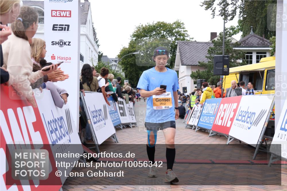30.08.2026 - Blankeneser Heldenlauf Lena Gebhardt http://msf.ph/oto/10056342 30.08.2026 12:11:16 Ziel 2912 meine-sportfotos.de