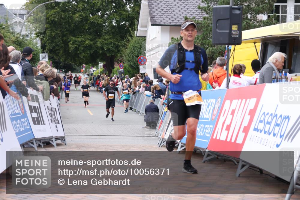 30.08.2026 - Blankeneser Heldenlauf Lena Gebhardt http://msf.ph/oto/10056371 30.08.2026 12:11:23 Ziel 2320, 4373, 4445 meine-sportfotos.de