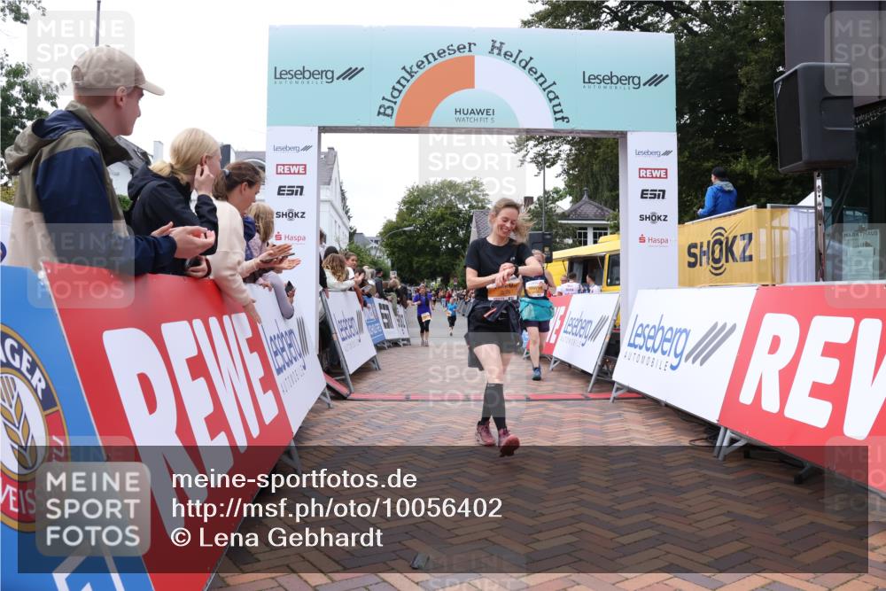 30.08.2026 - Blankeneser Heldenlauf Lena Gebhardt http://msf.ph/oto/10056402 30.08.2026 12:11:40 Ziel 2086, 2438, 2541 meine-sportfotos.de