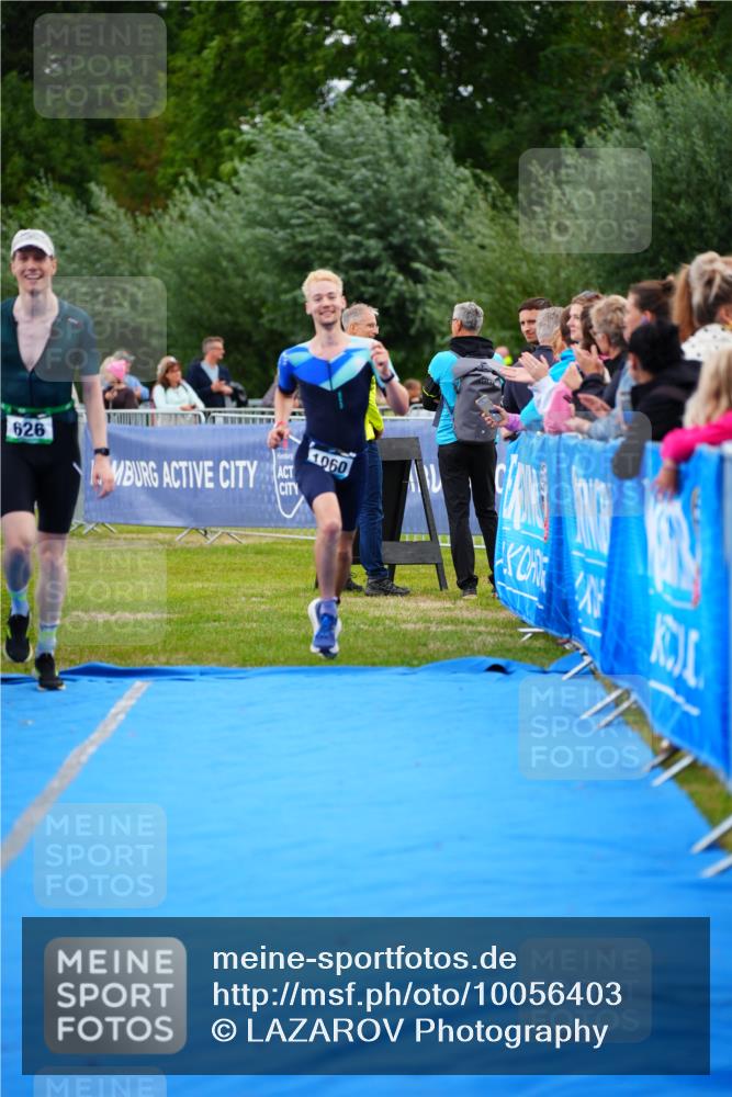 30.08.2026 - Elbe Triathlon Hamburg LAZAROV Photography http://msf.ph/oto/10056403 30.08.2026 11:09:54 Ziel 626, 1060 meine-sportfotos.de