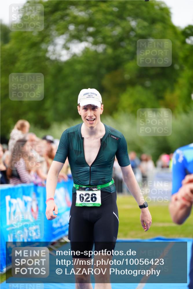 30.08.2026 - Elbe Triathlon Hamburg LAZAROV Photography http://msf.ph/oto/10056423 30.08.2026 11:09:58 Ziel 626, 1060 meine-sportfotos.de