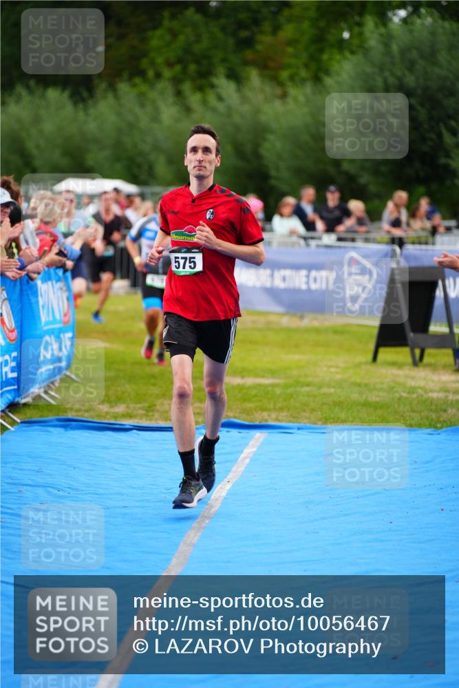 30.08.2026 - Elbe Triathlon Hamburg LAZAROV Photography http://msf.ph/oto/10056467 30.08.2026 11:10:37 Ziel 426, 513, 575, 678, 1045 meine-sportfotos.de