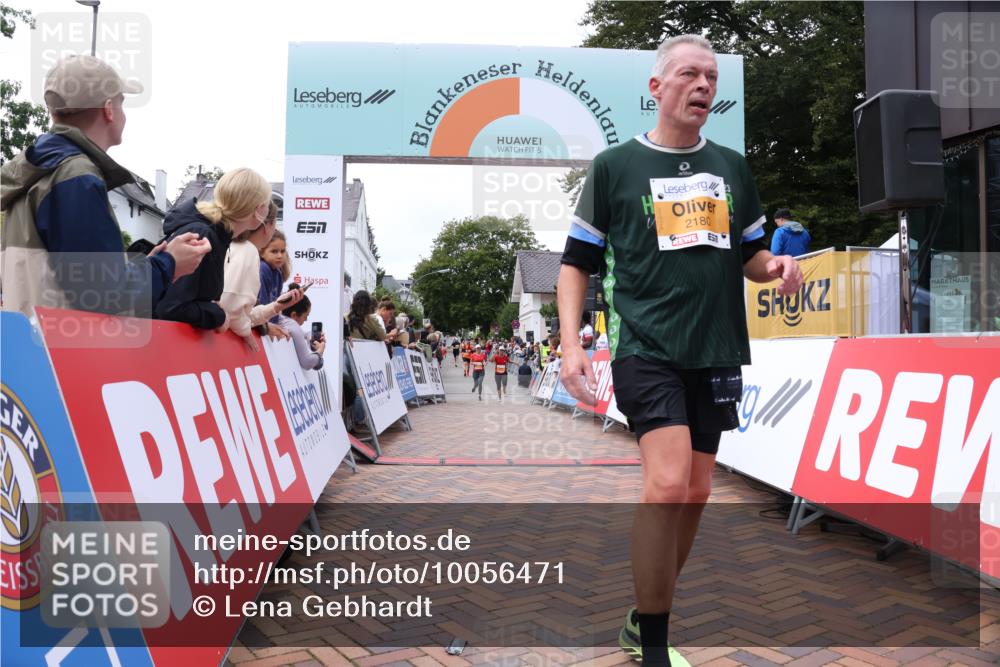 30.08.2026 - Blankeneser Heldenlauf Lena Gebhardt http://msf.ph/oto/10056471 30.08.2026 12:11:59 Ziel 2180, 2308, 2621 meine-sportfotos.de