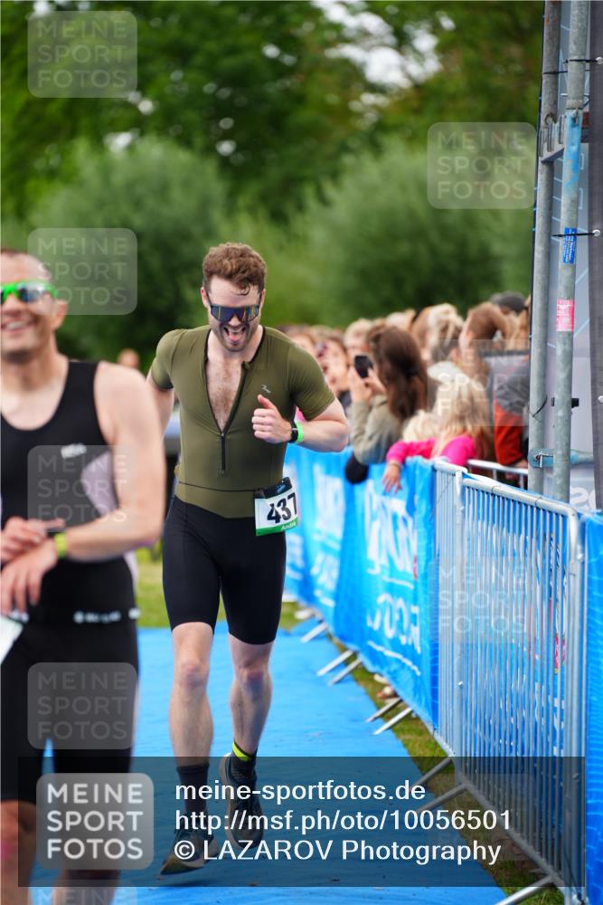 30.08.2026 - Elbe Triathlon Hamburg LAZAROV Photography http://msf.ph/oto/10056501 30.08.2026 11:10:54 Ziel 437, 541, 566, 666 meine-sportfotos.de