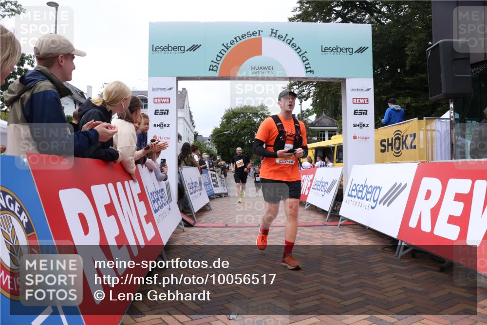 30.08.2026 - Blankeneser Heldenlauf Lena Gebhardt http://msf.ph/oto/10056517 30.08.2026 12:12:10 Ziel 2562, 2621, 2899, 2923, 4345, 4398 meine-sportfotos.de