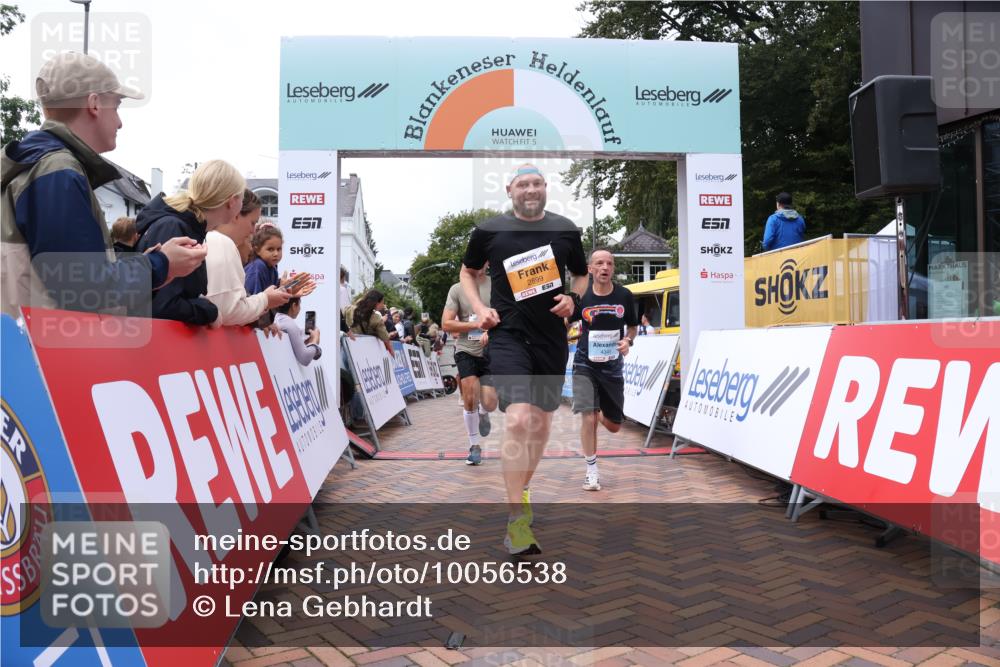 30.08.2026 - Blankeneser Heldenlauf Lena Gebhardt http://msf.ph/oto/10056538 30.08.2026 12:12:14 Ziel 2344, 2899, 2923, 4345, 4398 meine-sportfotos.de