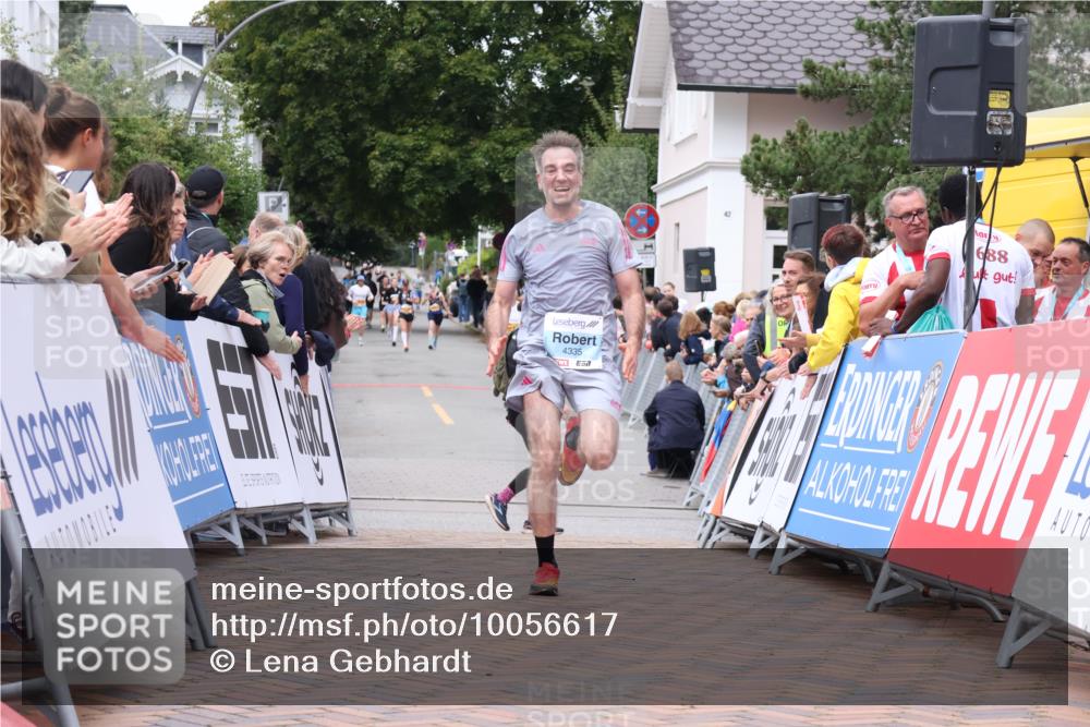 30.08.2026 - Blankeneser Heldenlauf Lena Gebhardt http://msf.ph/oto/10056617 30.08.2026 12:12:44 Ziel 4335 meine-sportfotos.de