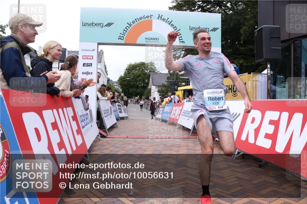 30.08.2026 - Blankeneser Heldenlauf Lena Gebhardt http://msf.ph/oto/10056631 30.08.2026 12:12:46 Ziel 4335 meine-sportfotos.de
