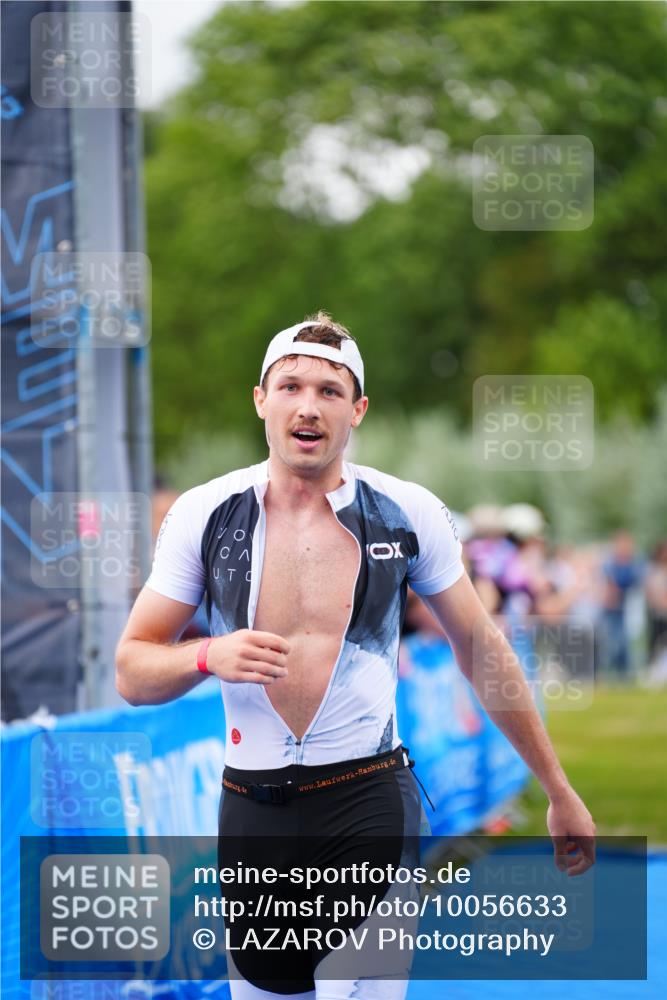30.08.2026 - Elbe Triathlon Hamburg LAZAROV Photography http://msf.ph/oto/10056633 30.08.2026 11:12:10 Ziel 521, 769 meine-sportfotos.de