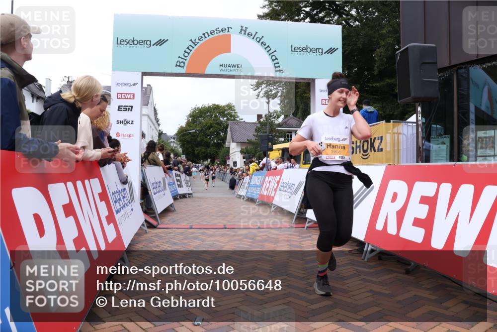 30.08.2026 - Blankeneser Heldenlauf Lena Gebhardt http://msf.ph/oto/10056648 30.08.2026 12:12:57 Ziel 2808 meine-sportfotos.de