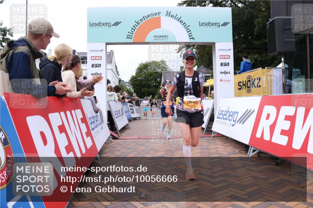 30.08.2026 - Blankeneser Heldenlauf Lena Gebhardt http://msf.ph/oto/10056666 30.08.2026 12:13:06 Ziel 2218, 2656 meine-sportfotos.de