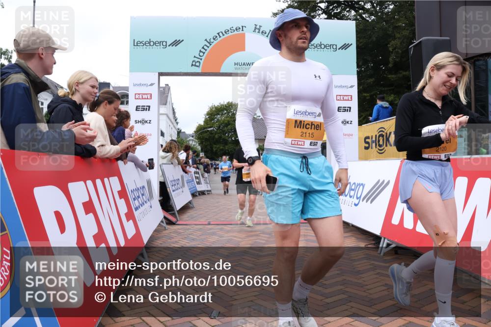 30.08.2026 - Blankeneser Heldenlauf Lena Gebhardt http://msf.ph/oto/10056695 30.08.2026 12:13:14 Ziel 2115, 2120, 2656, 2760, 2927, 4070 meine-sportfotos.de