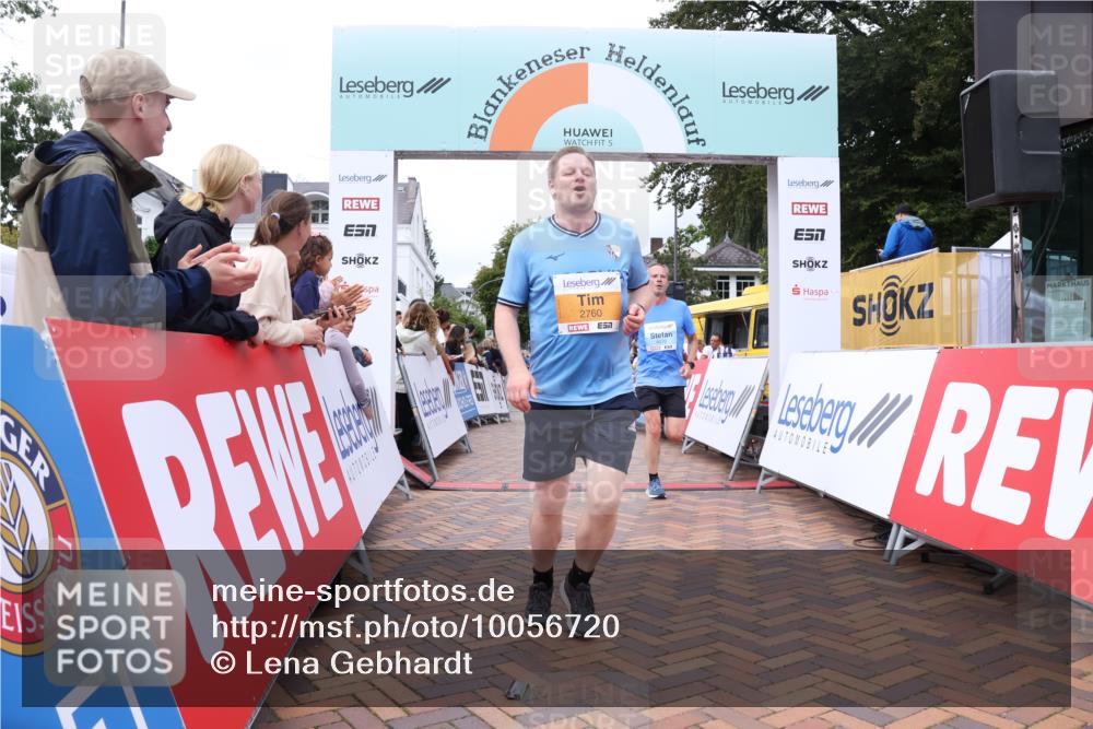30.08.2026 - Blankeneser Heldenlauf Lena Gebhardt http://msf.ph/oto/10056720 30.08.2026 12:13:19 Ziel 2115, 2120, 2760, 2927, 4070 meine-sportfotos.de
