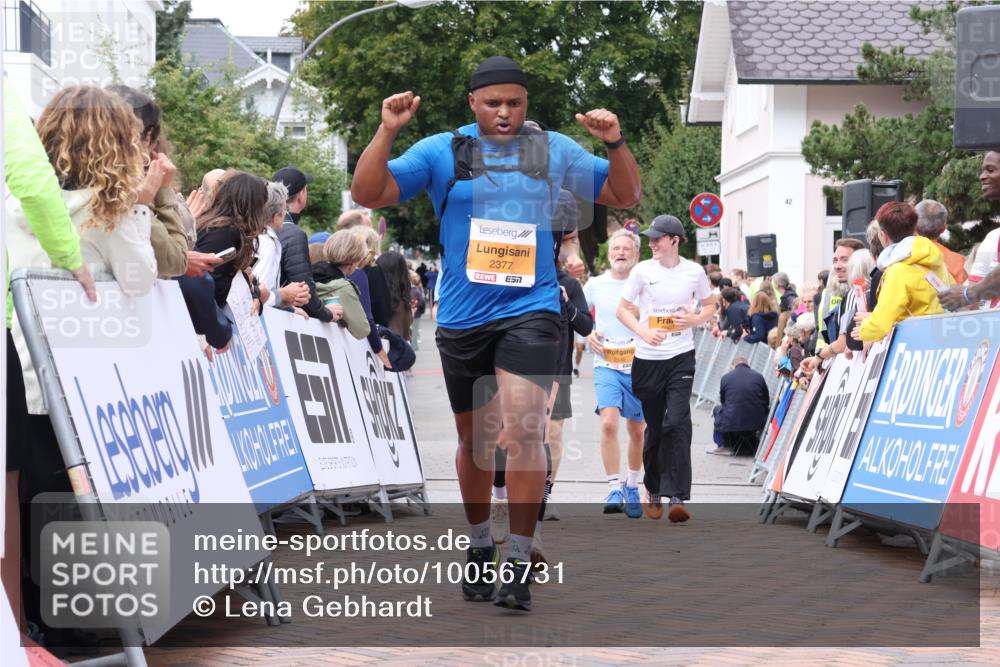 30.08.2026 - Blankeneser Heldenlauf Lena Gebhardt http://msf.ph/oto/10056731 30.08.2026 12:13:30 Ziel 2377, 2513, 2535, 2536, 2789, 2907 meine-sportfotos.de