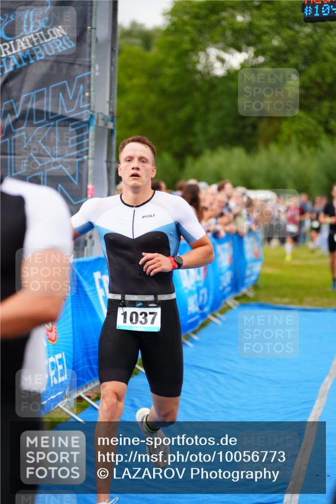 30.08.2026 - Elbe Triathlon Hamburg LAZAROV Photography http://msf.ph/oto/10056773 30.08.2026 11:13:04 Ziel 490, 651, 1037, 1061, 1085, 1197 meine-sportfotos.de