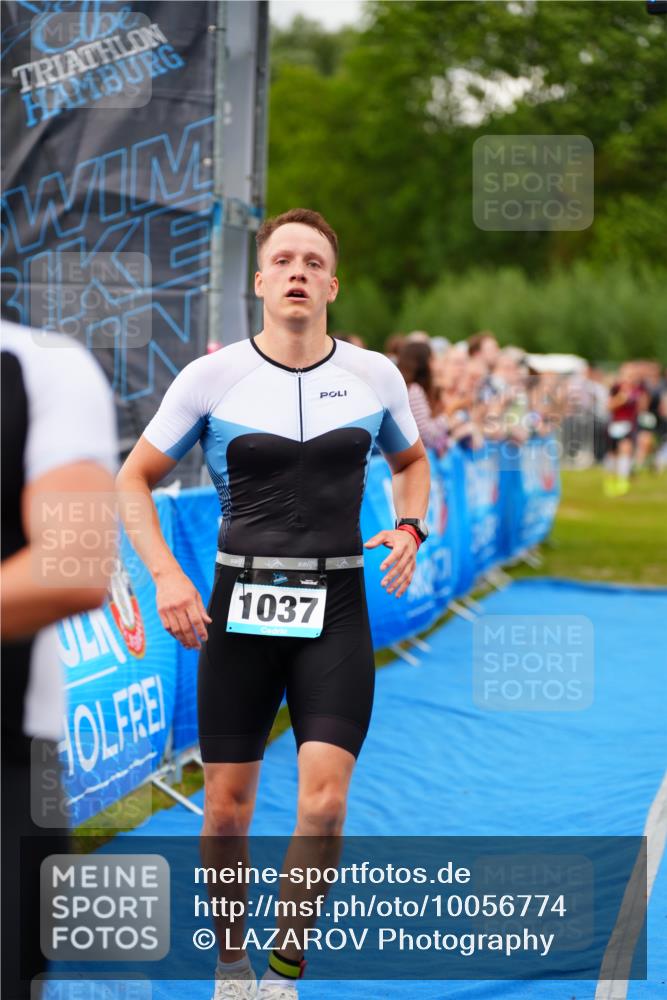 30.08.2026 - Elbe Triathlon Hamburg LAZAROV Photography http://msf.ph/oto/10056774 30.08.2026 11:13:04 Ziel 490, 651, 1037, 1061, 1085, 1197 meine-sportfotos.de