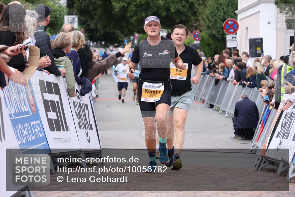 30.08.2026 - Blankeneser Heldenlauf Lena Gebhardt http://msf.ph/oto/10056782 30.08.2026 12:13:49 Ziel 2475, 2509, 2734, 2883, 4411 meine-sportfotos.de