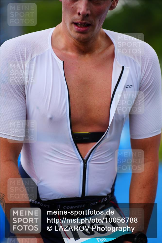 30.08.2026 - Elbe Triathlon Hamburg LAZAROV Photography http://msf.ph/oto/10056788 30.08.2026 11:13:12 Ziel 490, 611, 651, 1197 meine-sportfotos.de