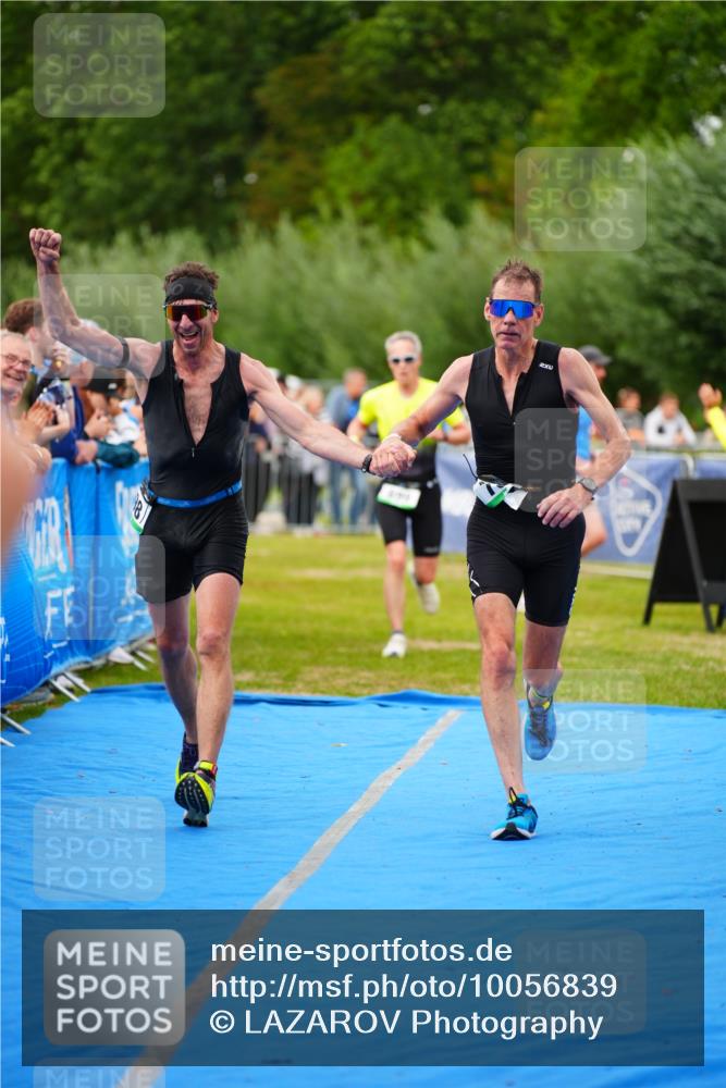 30.08.2026 - Elbe Triathlon Hamburg LAZAROV Photography http://msf.ph/oto/10056839 30.08.2026 11:13:37 Ziel 598, 699, 752 meine-sportfotos.de