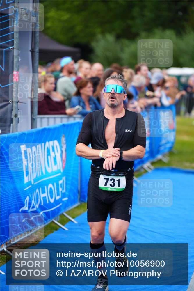 30.08.2026 - Elbe Triathlon Hamburg LAZAROV Photography http://msf.ph/oto/10056900 30.08.2026 11:14:01 Ziel 573, 731, 869, 1030, 1088 meine-sportfotos.de
