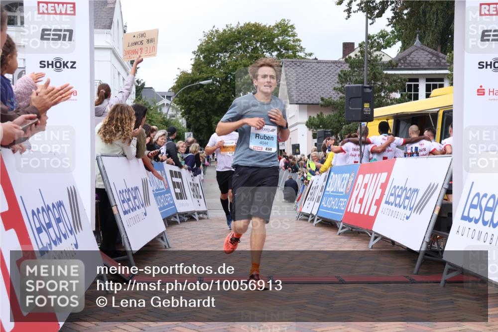 30.08.2026 - Blankeneser Heldenlauf Lena Gebhardt http://msf.ph/oto/10056913 30.08.2026 12:14:28 Ziel 2130, 4023, 4044 meine-sportfotos.de
