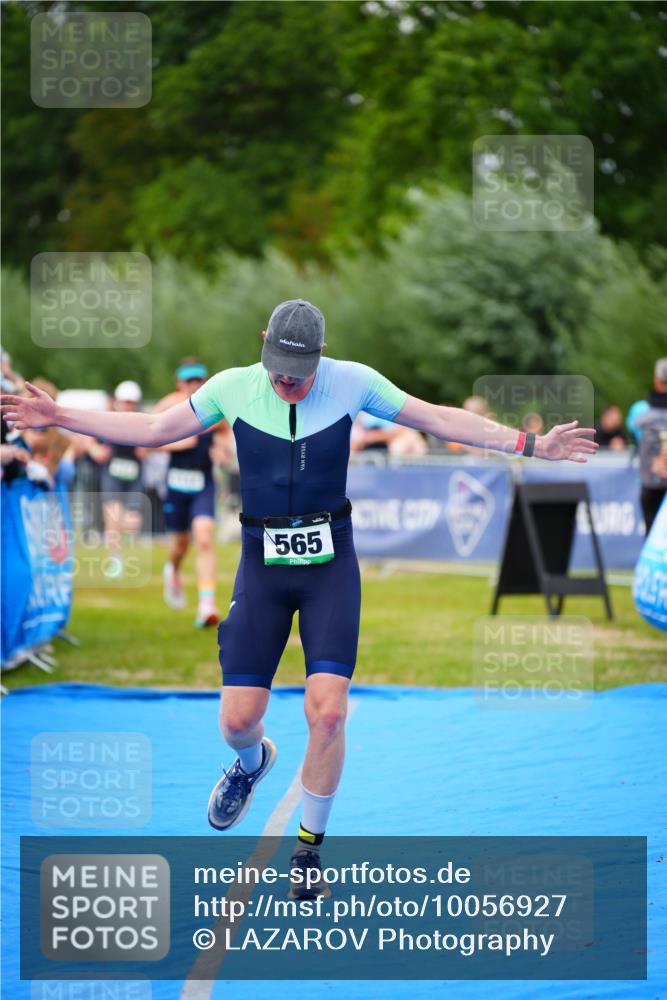 30.08.2026 - Elbe Triathlon Hamburg LAZAROV Photography http://msf.ph/oto/10056927 30.08.2026 11:14:30 Ziel 413, 565, 1054, 1114 meine-sportfotos.de