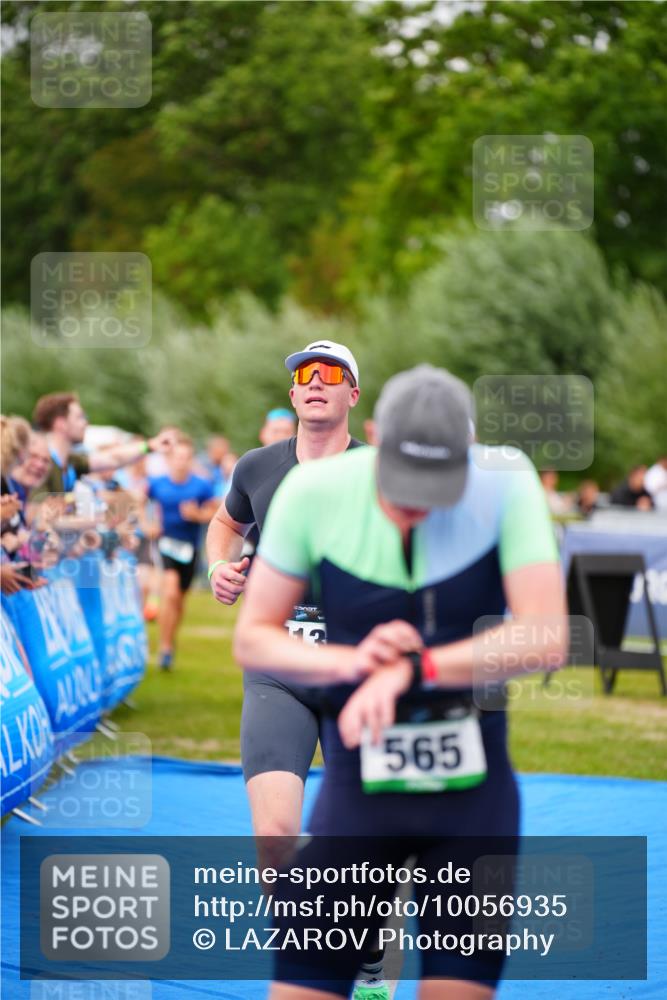 30.08.2026 - Elbe Triathlon Hamburg LAZAROV Photography http://msf.ph/oto/10056935 30.08.2026 11:14:37 Ziel 413, 497, 606, 640, 990, 1054, 1114 meine-sportfotos.de