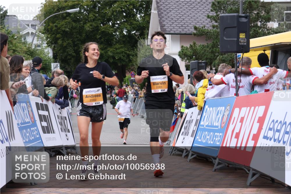 30.08.2026 - Blankeneser Heldenlauf Lena Gebhardt http://msf.ph/oto/10056938 30.08.2026 12:14:33 Ziel 2130, 2282, 2283, 4044 meine-sportfotos.de