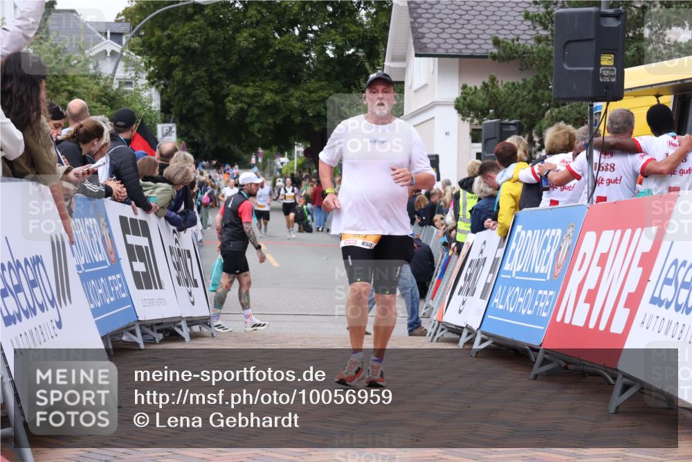30.08.2026 - Blankeneser Heldenlauf Lena Gebhardt http://msf.ph/oto/10056959 30.08.2026 12:14:38 Ziel 2012, 2130, 2282, 2283 meine-sportfotos.de